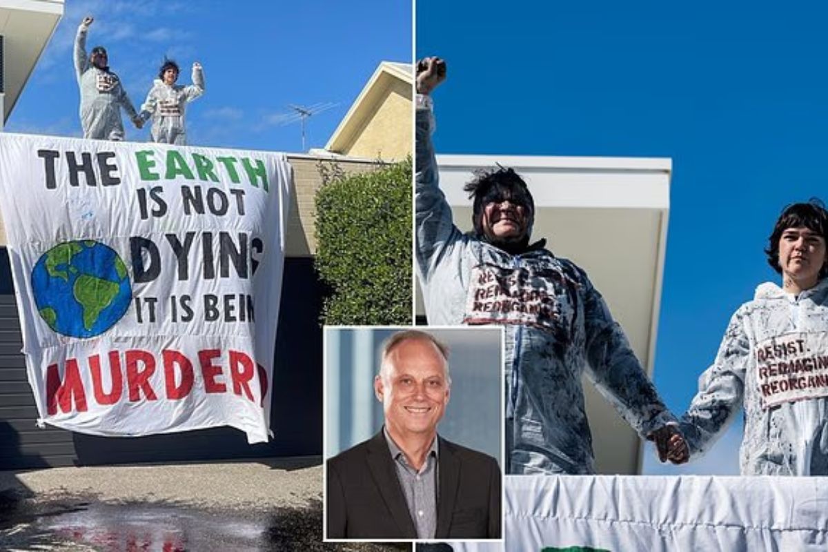 Why Did Protesters Climb the Viva Energy CEO’s Roof?