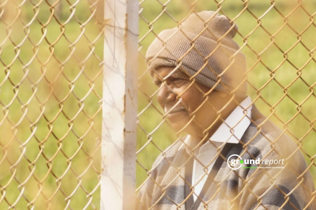 Farmer Mahesh Srivastava explaining the importance of agroforestry