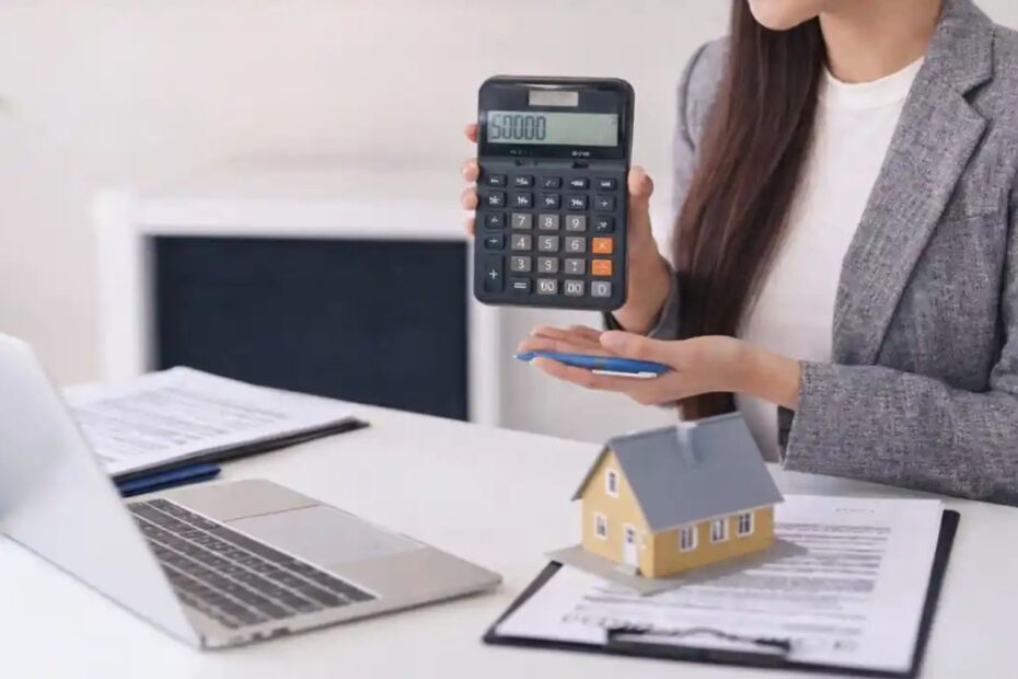 How a Personal Loan Calculator Helps You Choose the Right Loan
