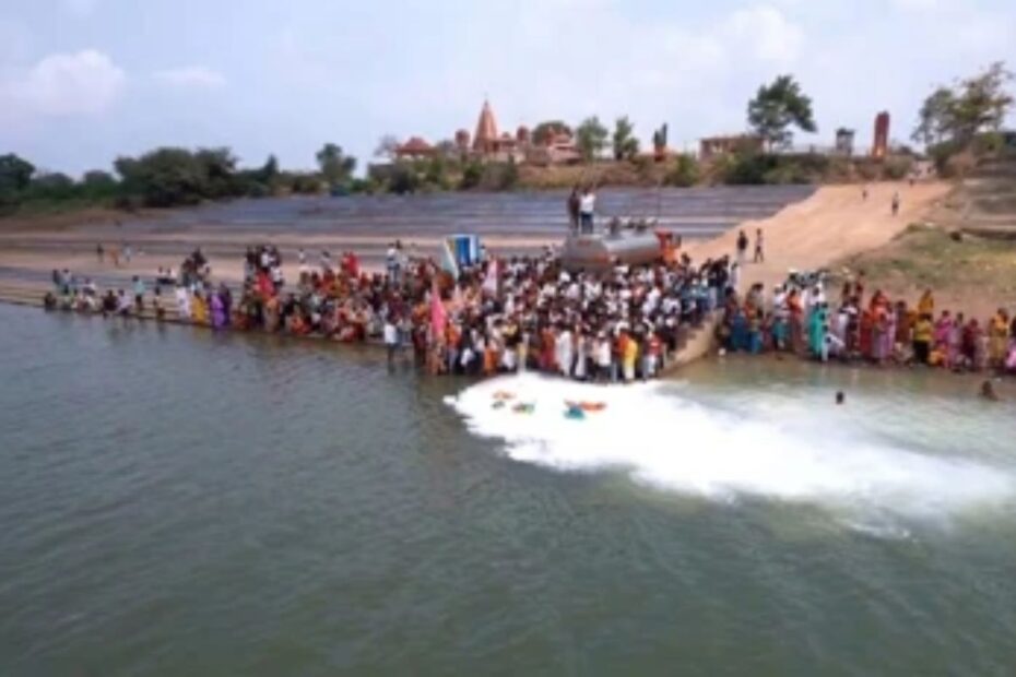 11,000 Litres of Milk Poured Into Narmada River Sparks Environmental Alarm