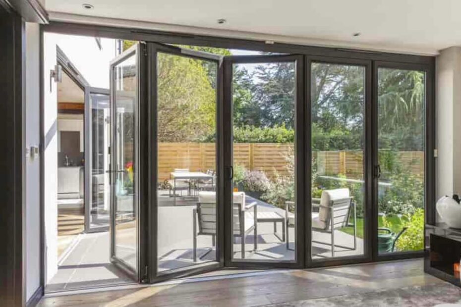 How to Transform Your Balcony with Aluminium Glass Enclosures