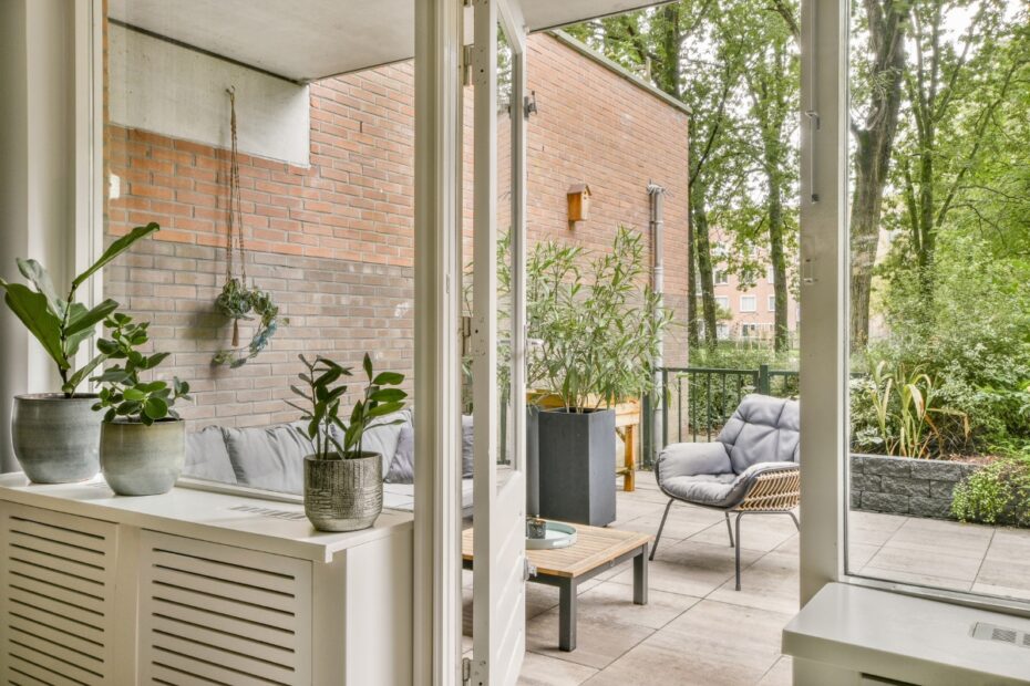 How Elevated Bungalow Designs More Intentional Living Spaces